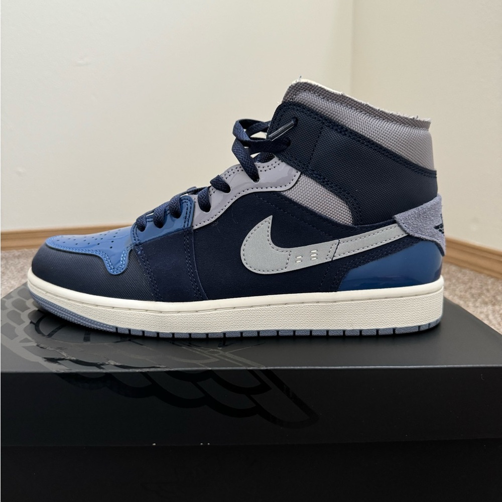 Air Jordan 1 Mid SE Craft  ‘Obsidian’ Sz 9.5